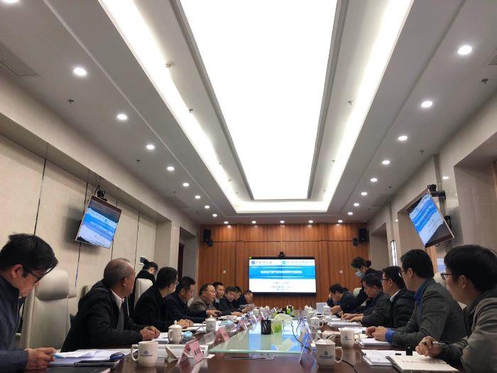 5.9跨越-11月26日，省天然氣公司鹽穴儲(chǔ)氣庫(kù)項(xiàng)目地質(zhì)預(yù)可行性研究順利通過評(píng)審，評(píng)審會(huì)議現(xiàn)場(chǎng)（攝影：程平）